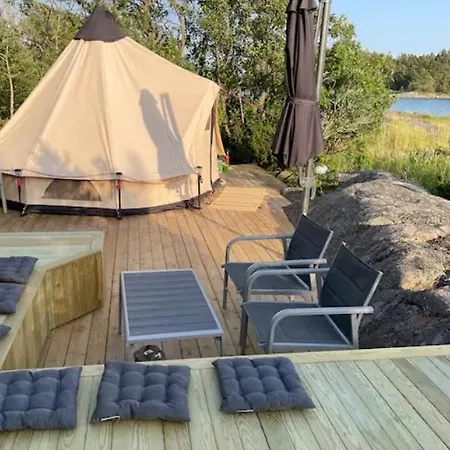 Haerligt Privat Glamping Med Bastutaelt אוהל מפואר *