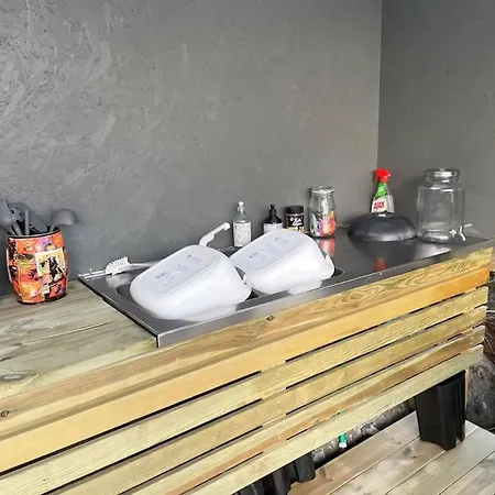 Haerligt Privat Glamping Med Bastutaelt אוהל מפואר