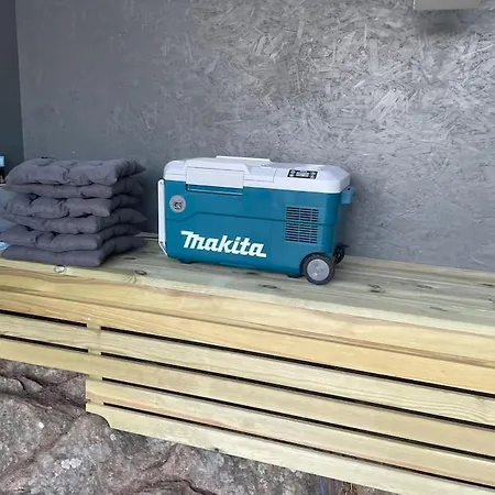 Haerligt Privat Glamping Med Bastutaelt אוהל מפואר Föglö