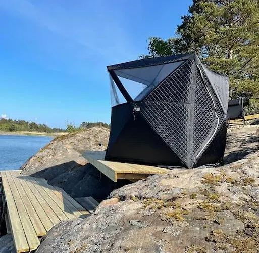 Haerligt Privat Glamping Med Bastutaelt * Фёглё