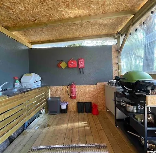 Haerligt Privat Glamping Med Bastutaelt Фёглё
