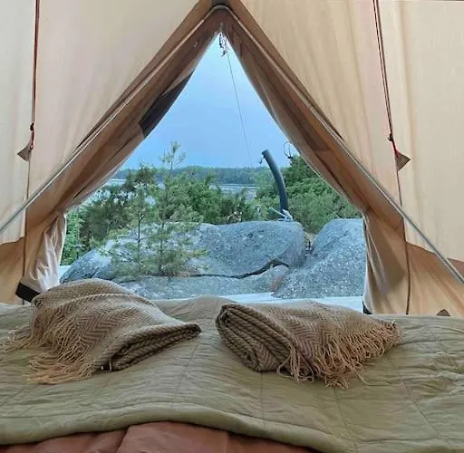 Haerligt Privat Glamping Med Bastutaelt * Фёглё