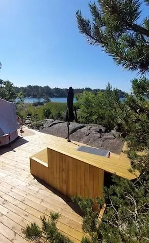 Haerligt Privat Glamping Med Bastutaelt