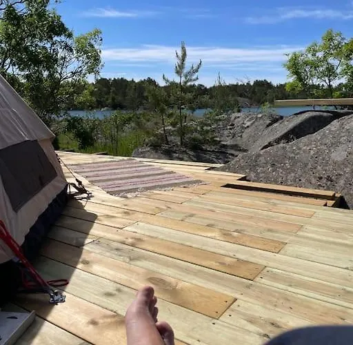 Haerligt Privat Glamping Med Bastutaelt Фёглё
