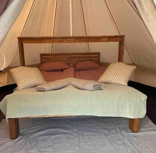Haerligt Privat Glamping Med Bastutaelt Фёглё