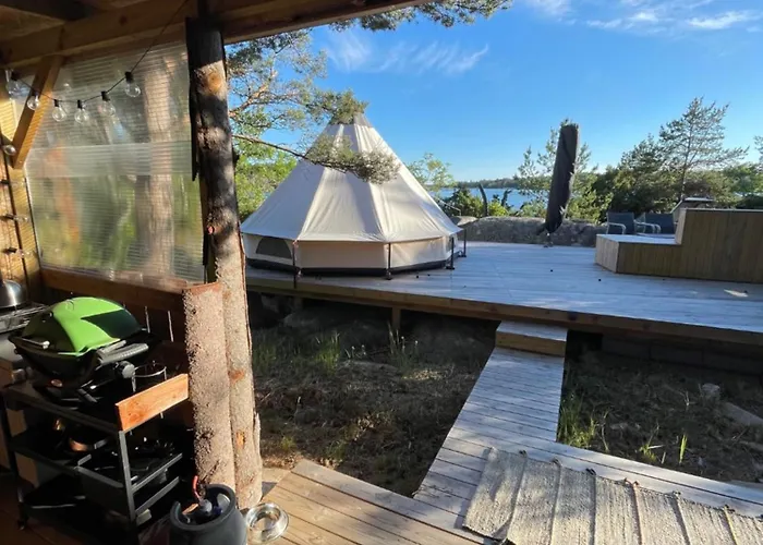 Haerligt Privat Glamping Med Bastutaelt * Фёглё