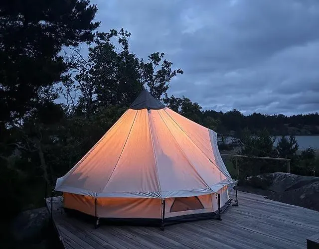 Роскошный шатер Haerligt Privat Glamping Med Bastutaelt Фёглё